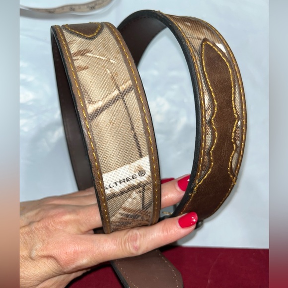 REALTREE Brown leather CAMOUFLAGE BELT Silver Buckle 95001K/200,  MENS 34-34 MED - Picture 2 of 16